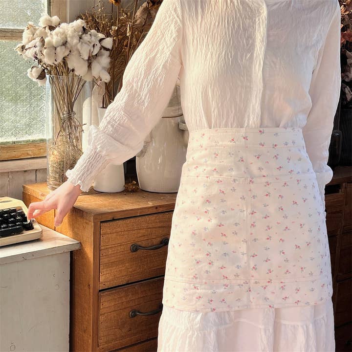 HALF-BODY FLORAL HOME CAFE WORK APRON_CWMM5808 for wholesale by ACCITY