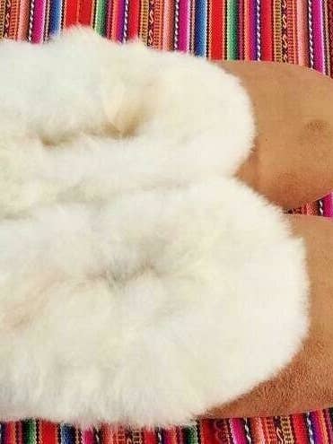 Unisex Alpaca Beige Slippers - all sizes available for wholesale by MODA LATINA