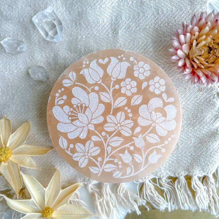 Fractalista Designs - Venta al por mayor Placas de carga de cristales - Decoración del hogar con cristales de selenita de melocotón de Pascua «Spring Flowers»0