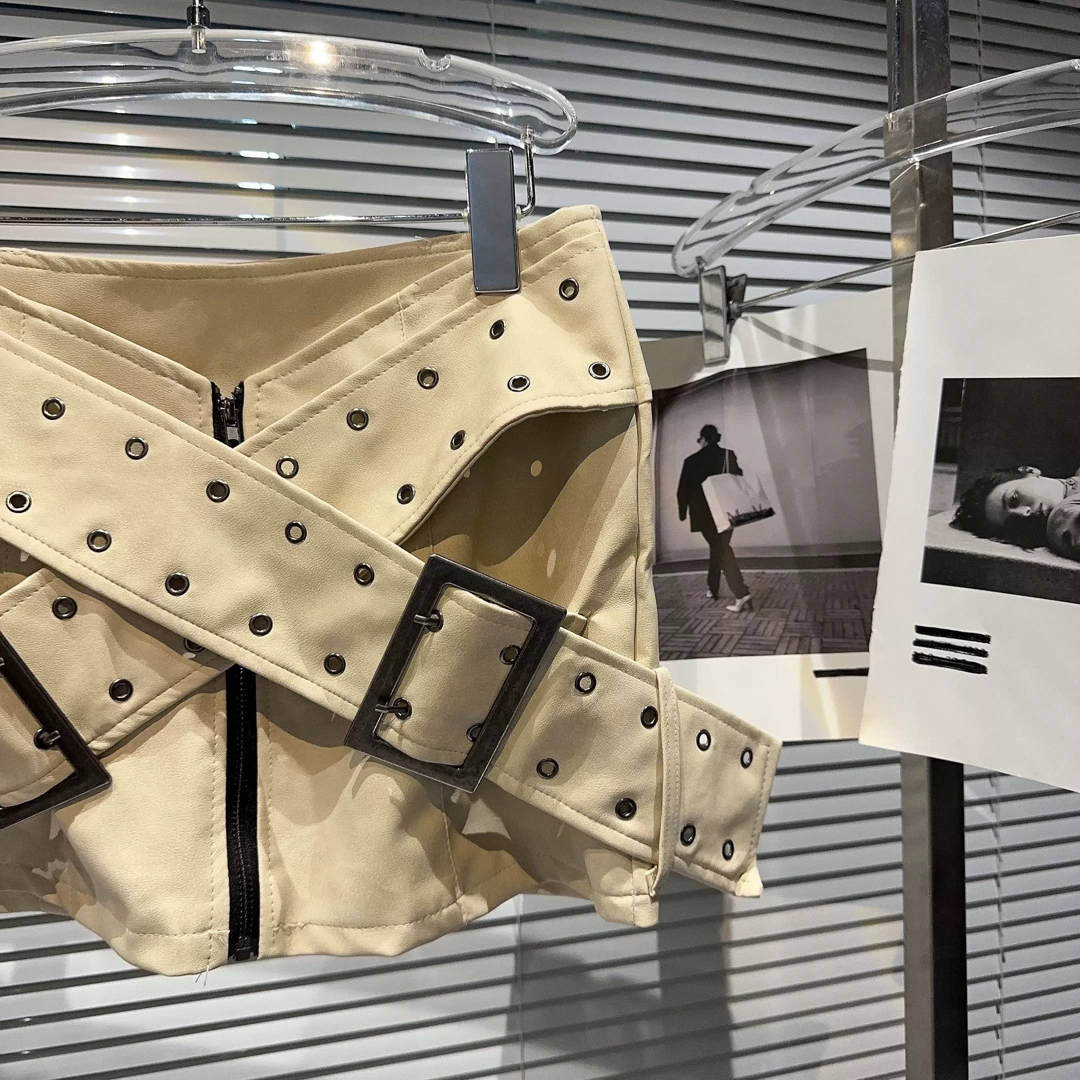 Productseeker - Vente Jupe – femme - Jupe Mini SK79Y PU avec Large Ceinture Croisée – Style Urbain19