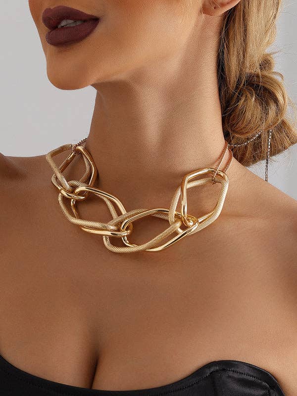 GOLD Chains Geometric Solid Color Necklaces Accessories for wholesale on Faire3