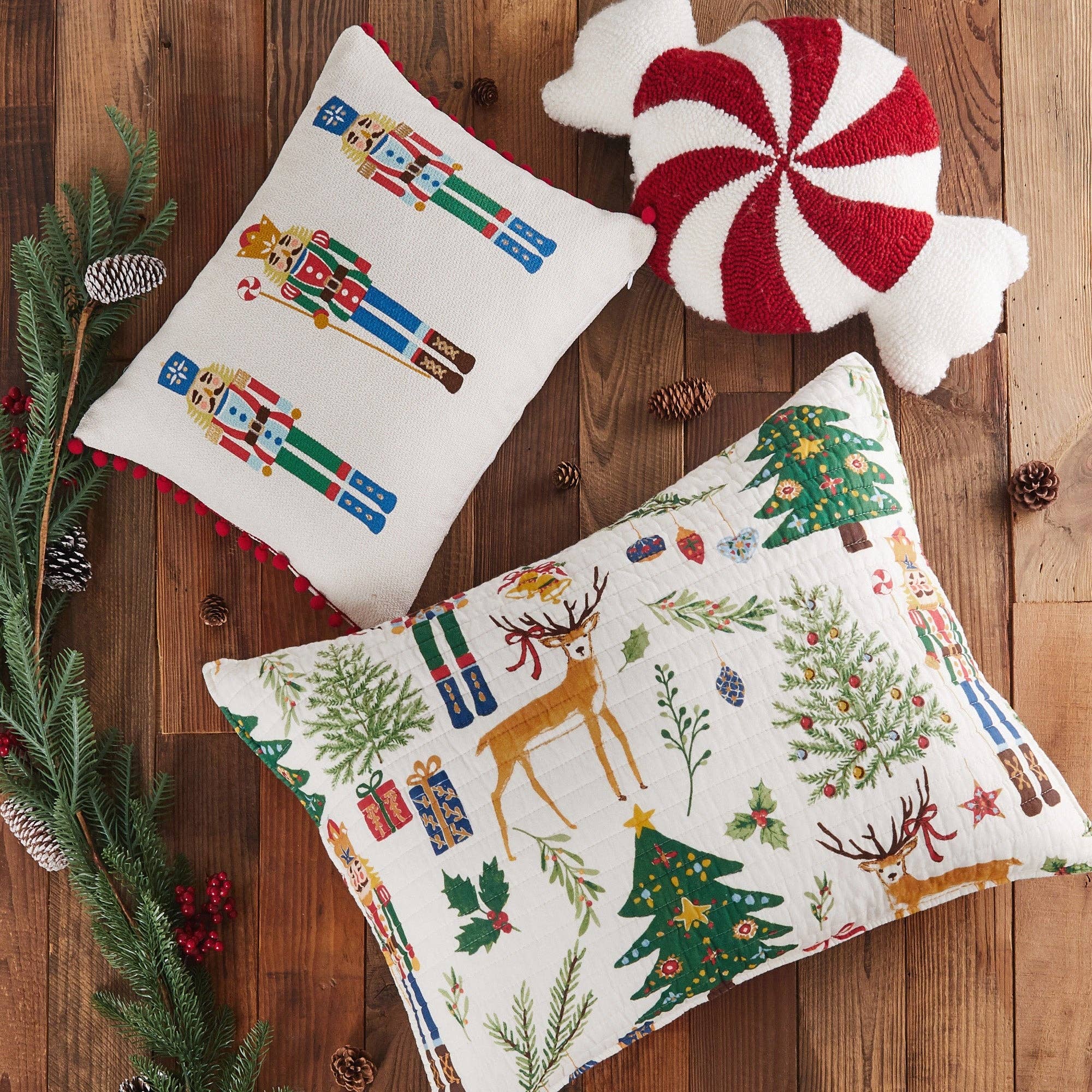 Multi Nutcracker Quilt Set for wholesale on Faire3