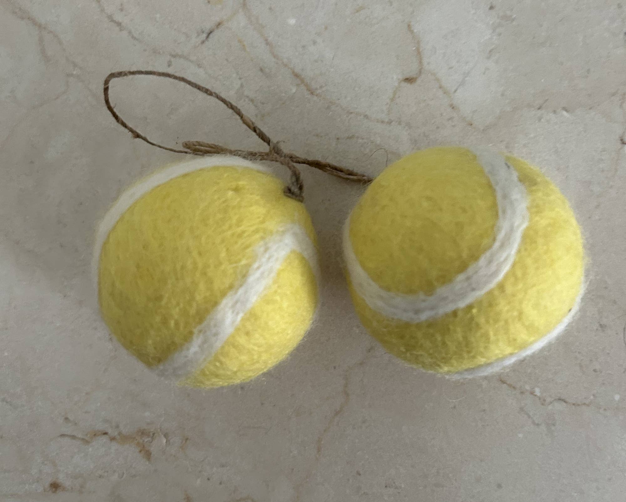 cerruti home – Ornamento por atacado – Ornamento artesanal “Bola de Ténis” de feltro 2