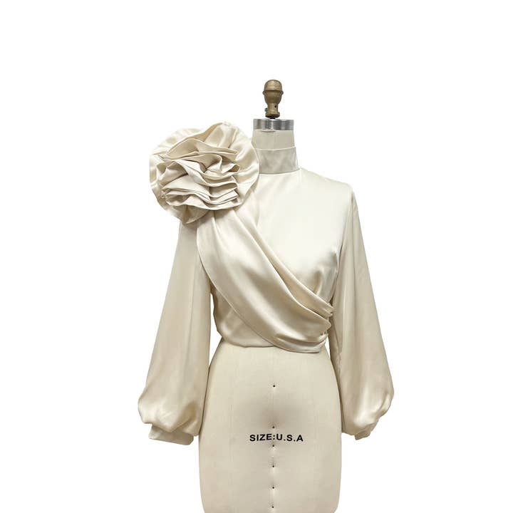 XHHH Inc - Wholesale Blouse - Women's - Asymmetrical Floral Blouse