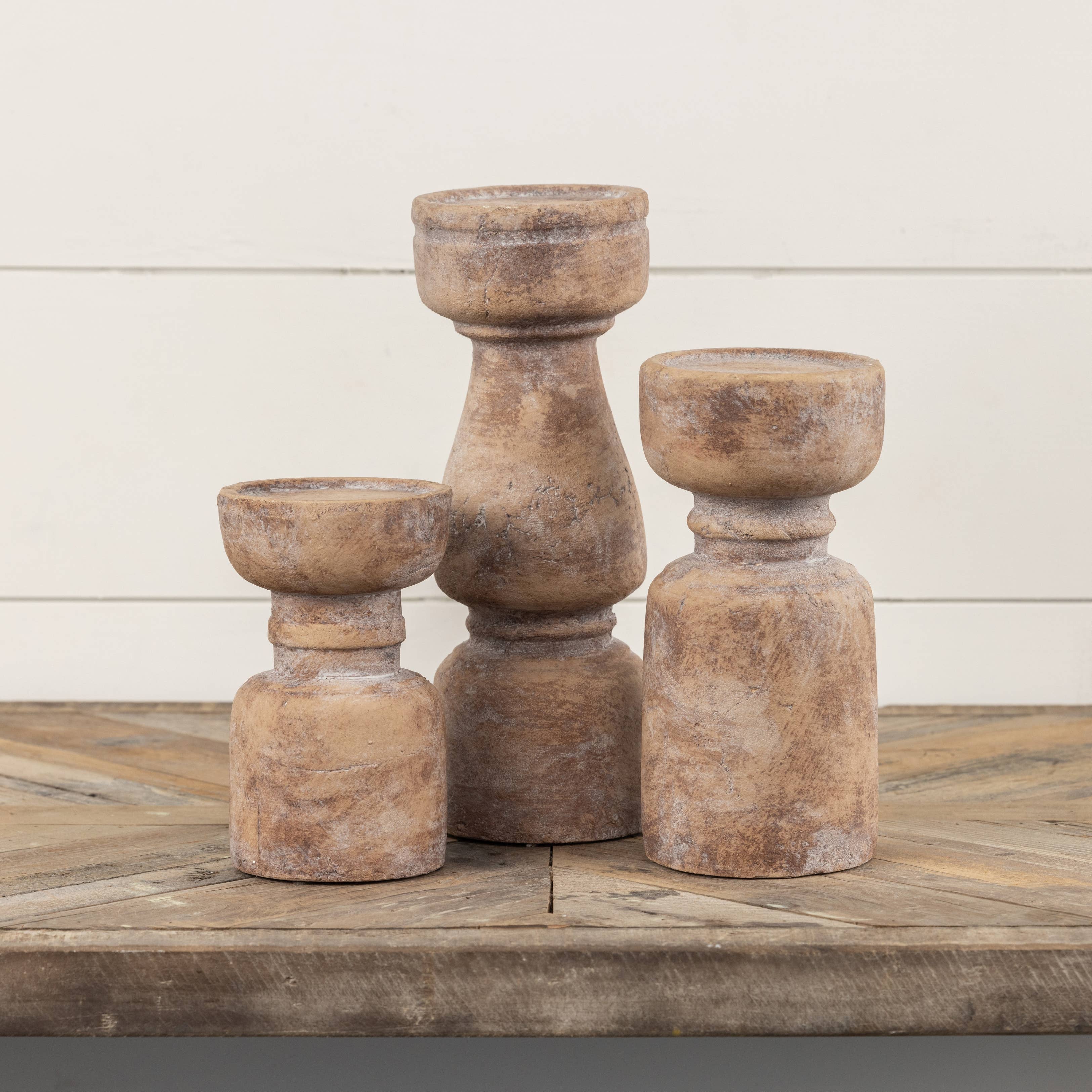 Ragon House - Vente Bougeoirs - BOUGEOIR PILIER EN TERRACOTTA 6,5"2