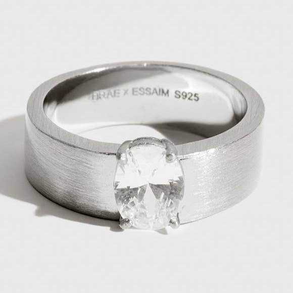 L'Ovale Ring för wholesale av DRAE COLLECTION