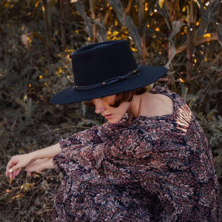 Lennox Wool Fedora - Svart/Svart Snöre för wholesale av Per Lei New York