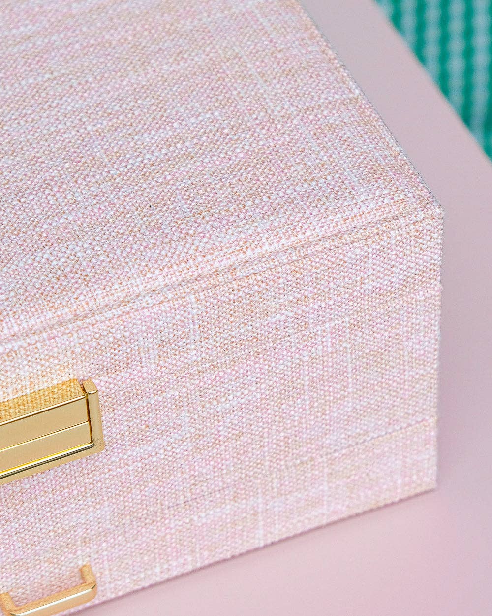 Maison Scarlett – wholesale Jewellery box/organiser – Denise linen jewelry box11