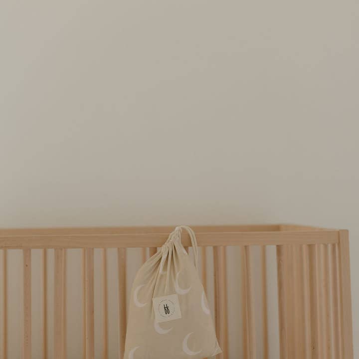 Forever French Baby - Wholesale Cot/Crib Sheets - Bamboo Crib Sheet | Luna