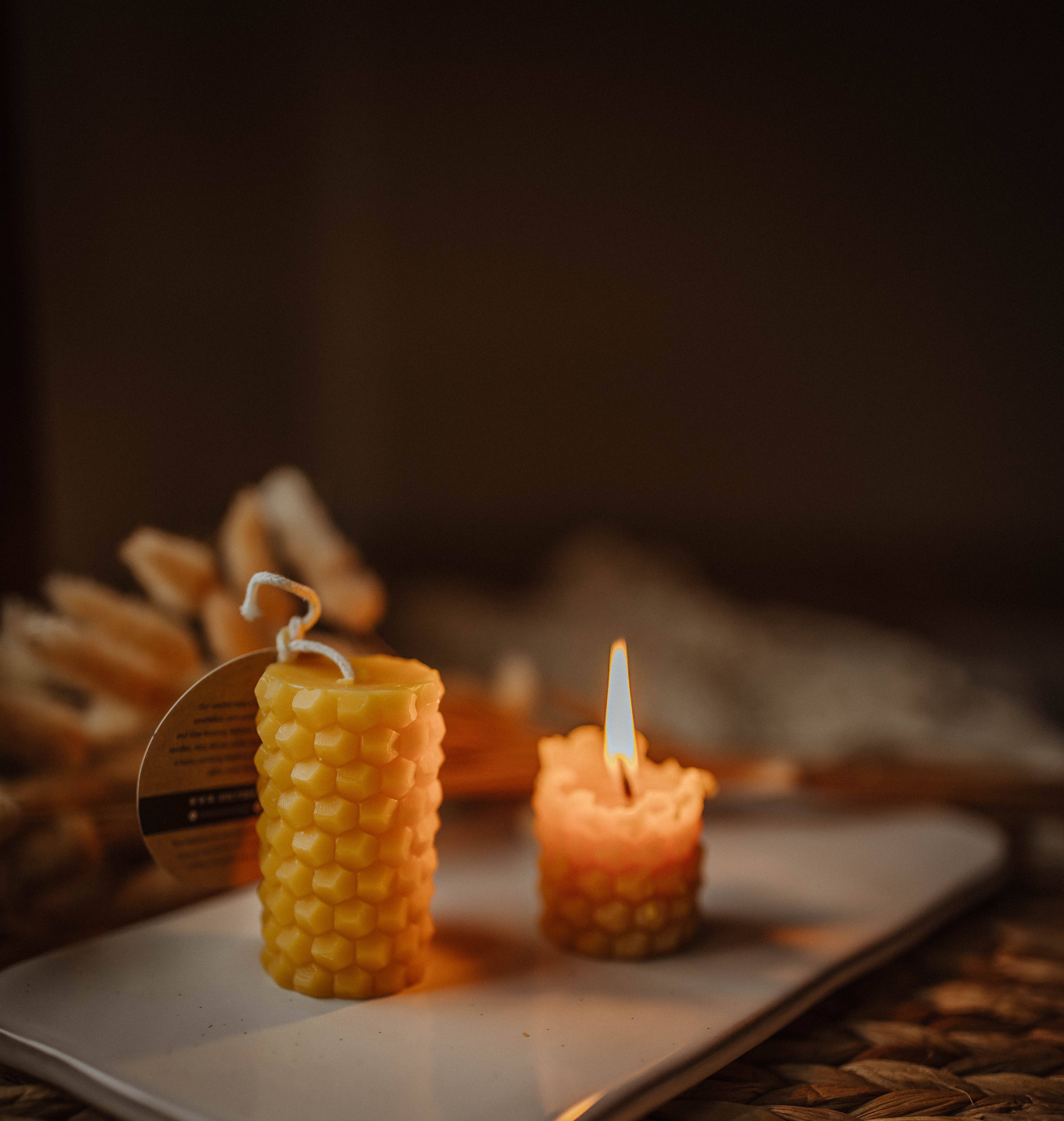 The Holton Homestead - Wholesale Pillar Candle - Beeswax pillar candle 'Bobby"5