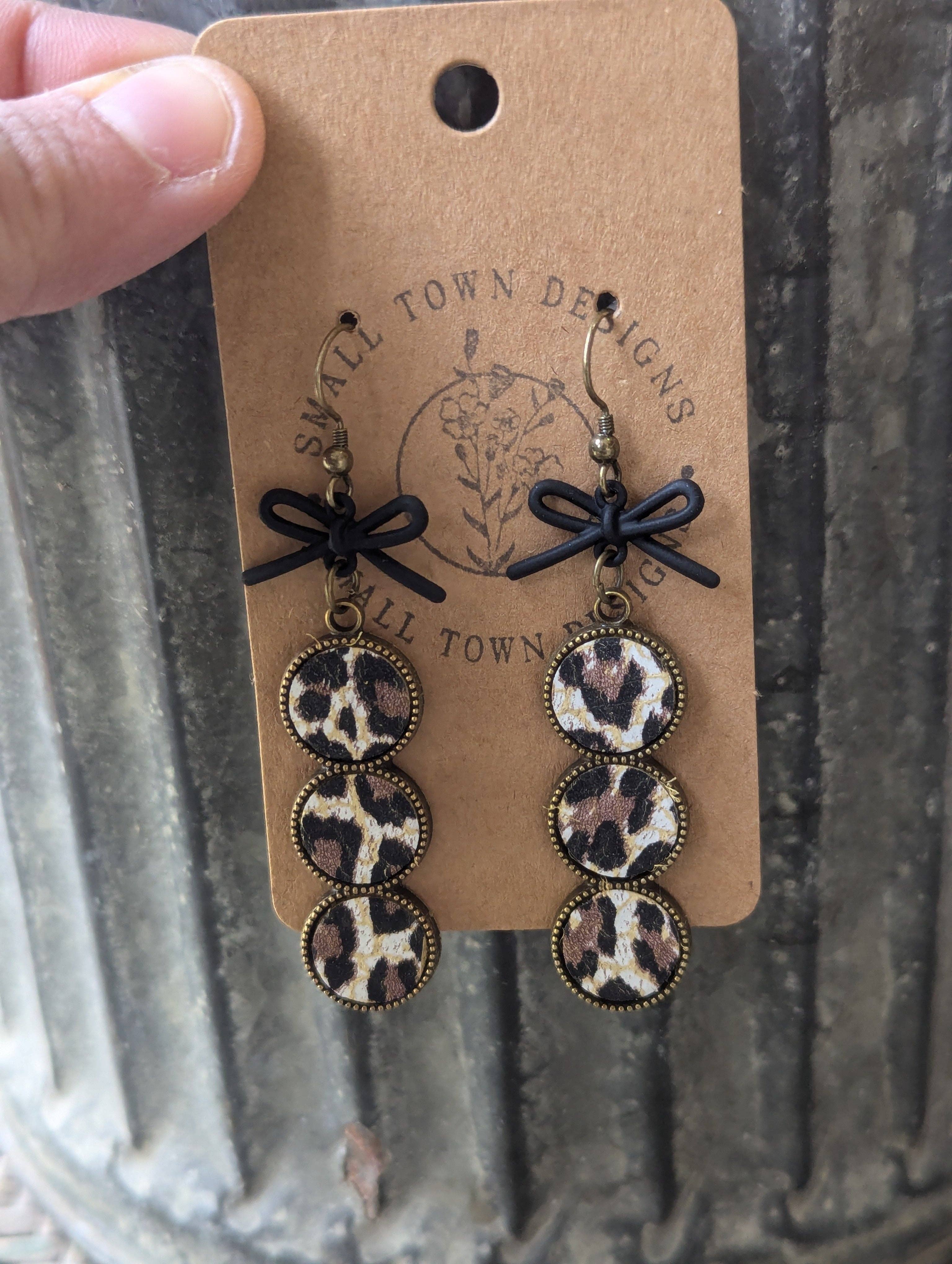 Small Town Designs - Wholesale Dangle Earrings - Leopard Bow Trios1
