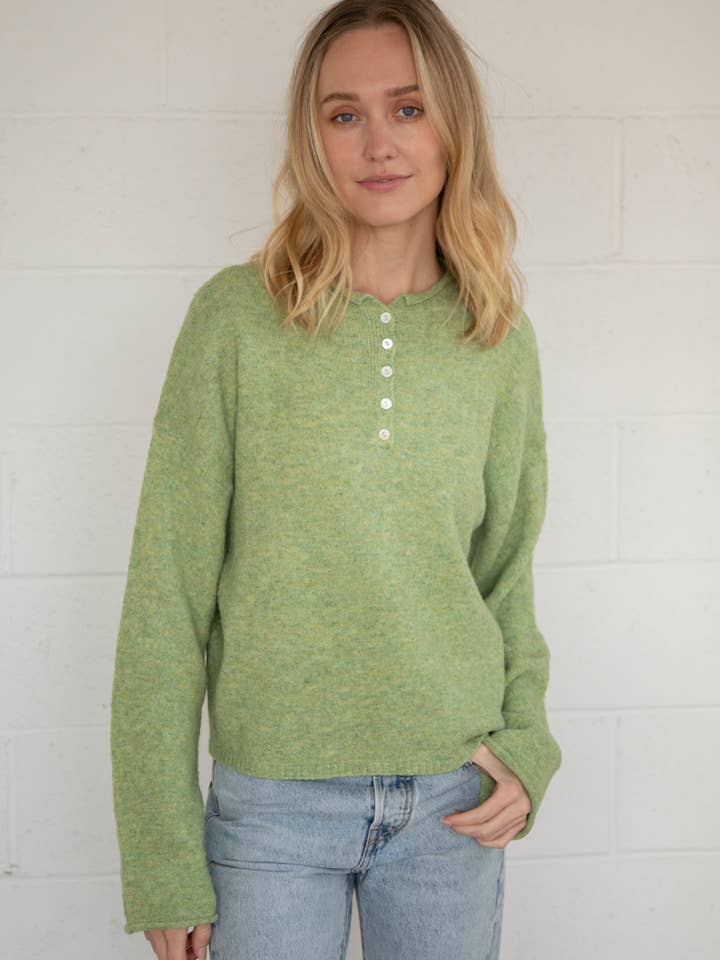 Things Between - Wholesale Sweatshirt - Women's - Piper Henley Pullover12