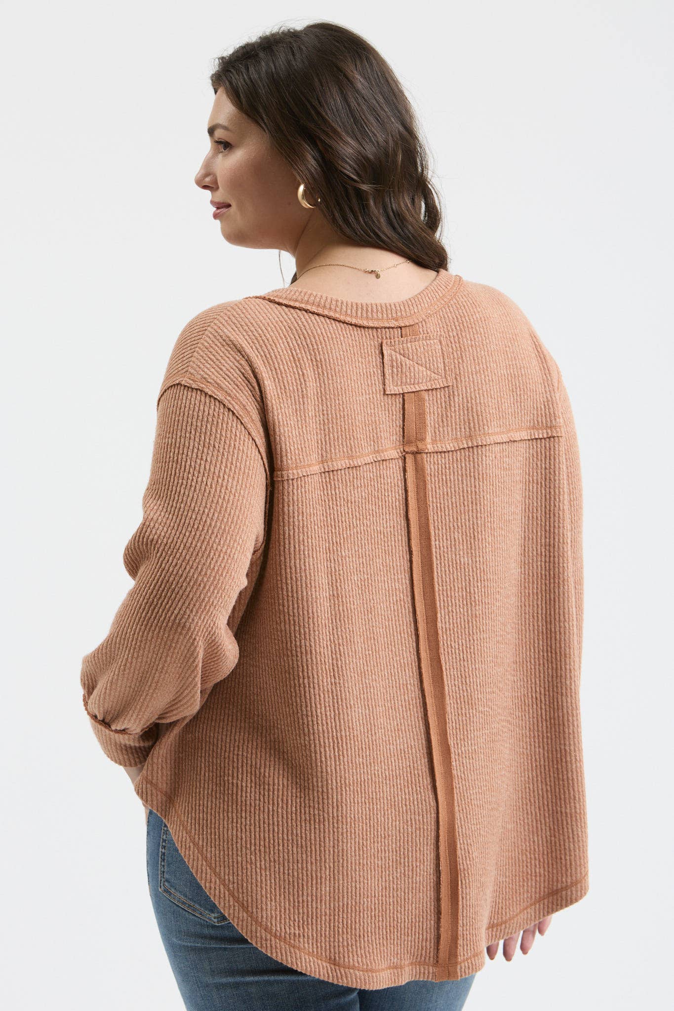 Blu Pepper - Wholesale Knit Top - Women's - PLUS V NECK ASYMMETRICAL HEM LONG SLEEVE KNIT TOP17