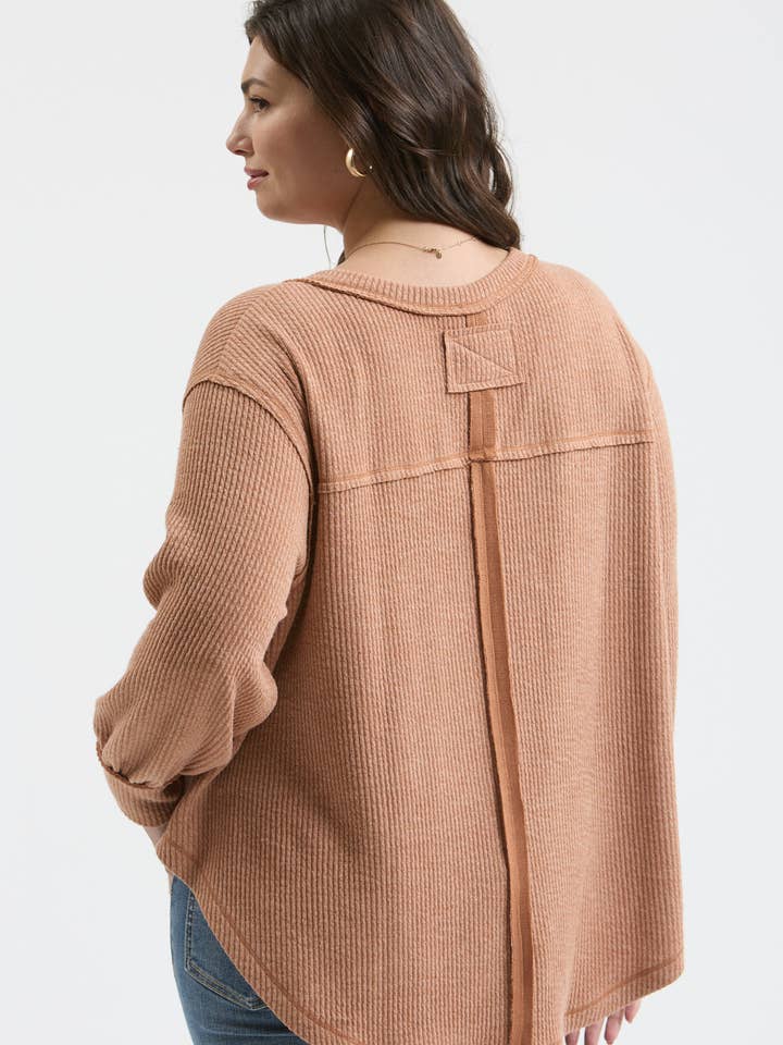 Blu Pepper - Wholesale Knit Top - Women's - PLUS V NECK ASYMMETRICAL HEM LONG SLEEVE KNIT TOP17