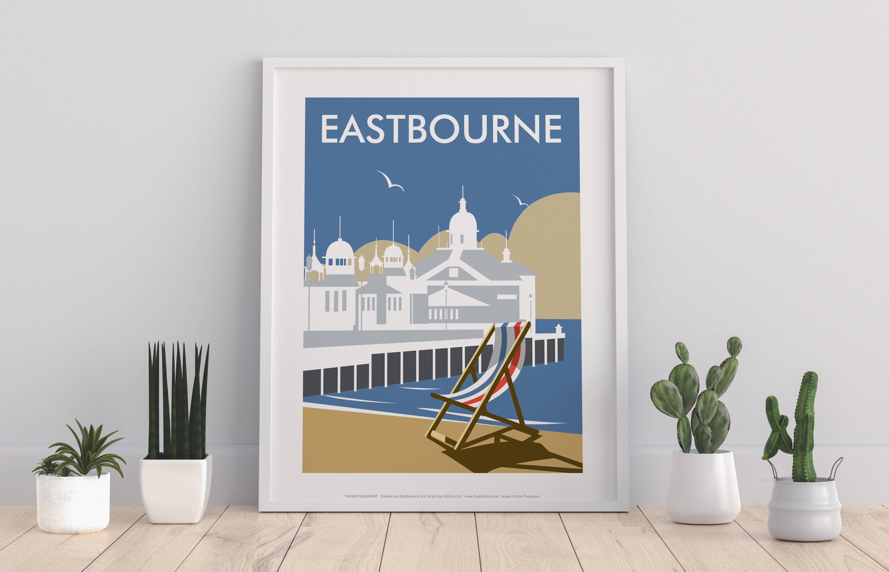 Star Editions – wholesale Art print – Eastbourne By Artist Dave Thompson - Premium Art Print0