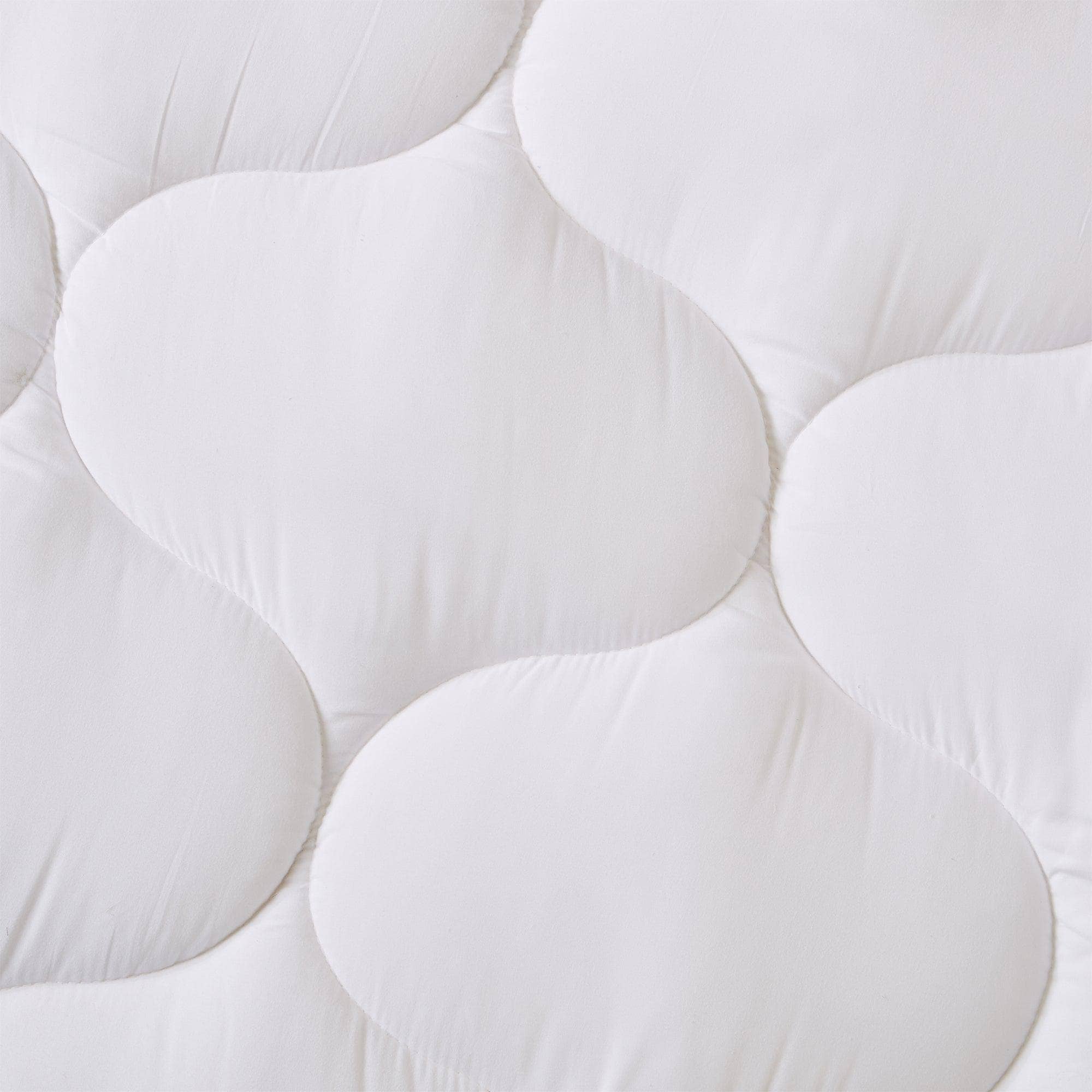 White Mattress Topper - 2in, Hypoallergenic - Kyla for wholesale on Faire4