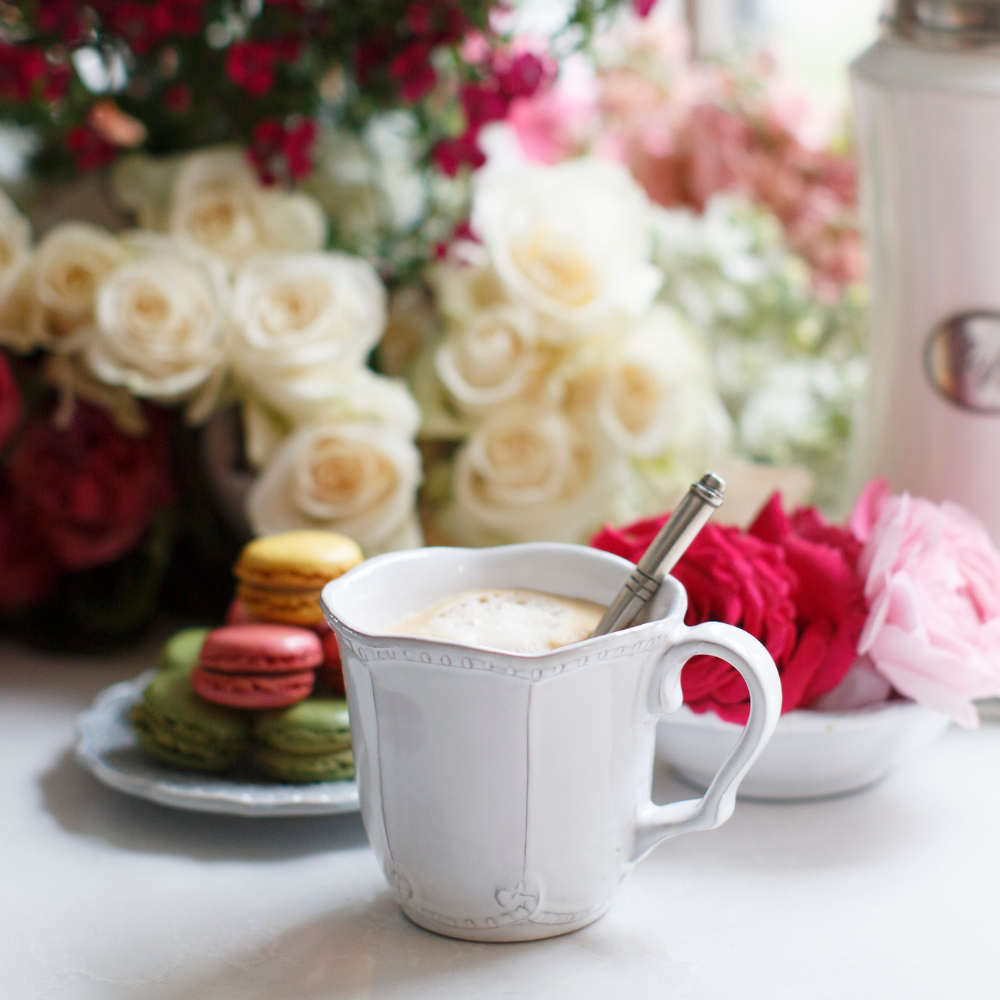 Arte Italica & Crown Linen Designs - Venta al por mayor Taza - Taza con cuentas Bella Bianca2