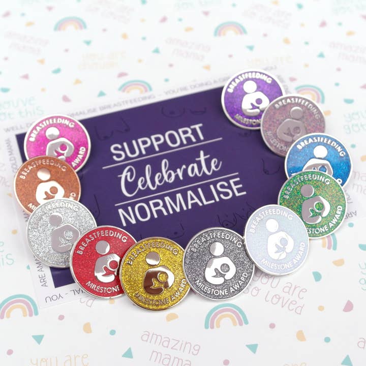 T & Belle – wholesale Lapel pin/button – Glitter boobs - One Month Breastfeeding Milestone Award Pin