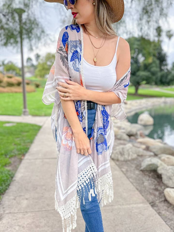 Impressão floral bege com detalhe em renda com detalhe em renda com fundo para quimono Cover Up por atacado de AMOLI