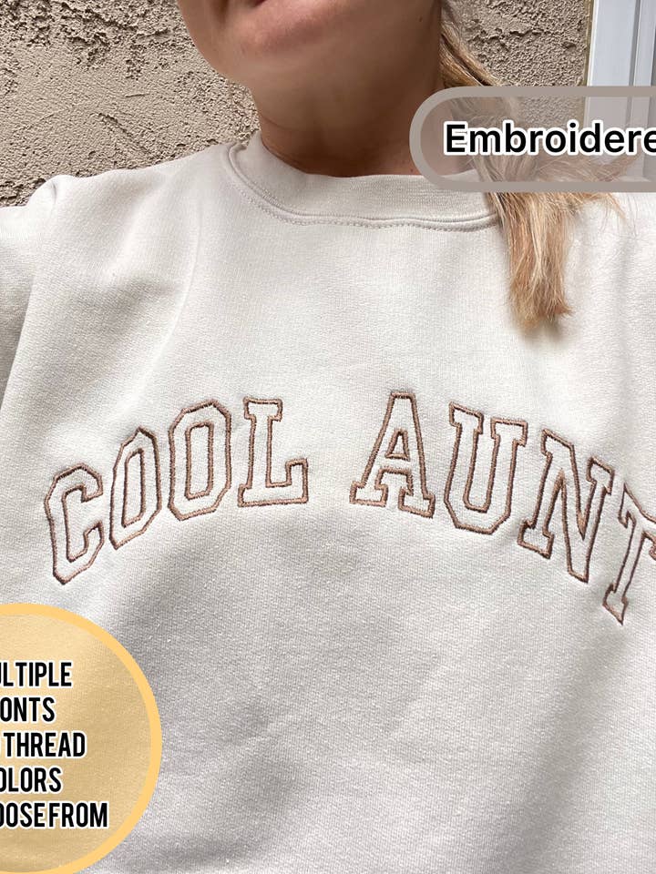 Buleana Boutique and Textiles LLC – wholesale Sweatshirt - Dam – Cool moster broderade crewneck tröjor unisex12