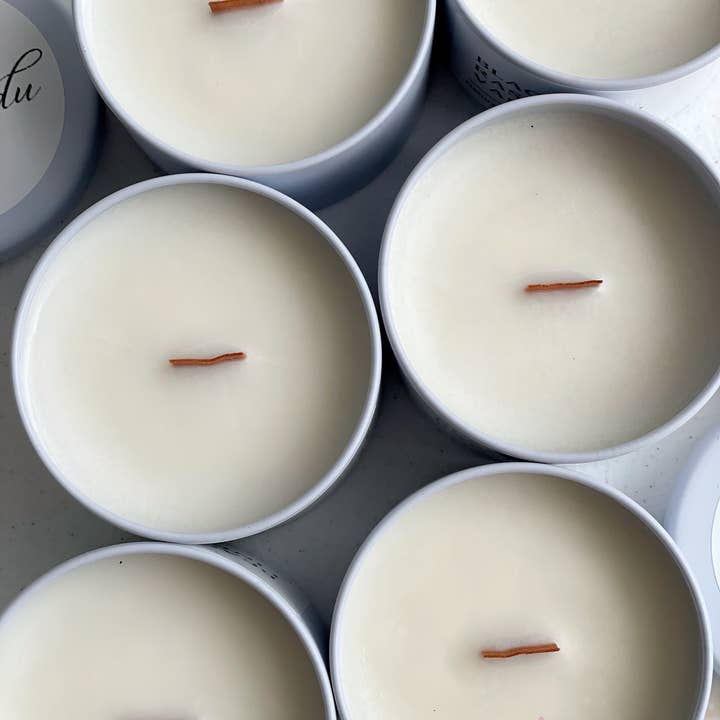 Akivodu Candles - Wholesale Travel Candles - Wood Wick Candle 4 oz- Multiple scents