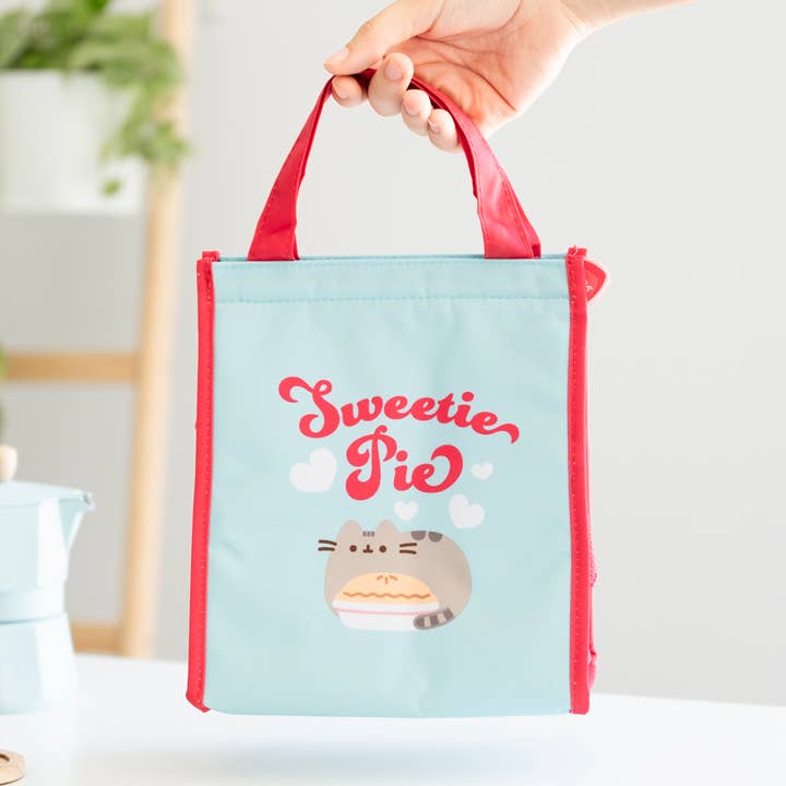 PUSHEEN PURRFECT LOVE COLLECTION LUNCH BAG for wholesale by Grupo Erik USA LLC