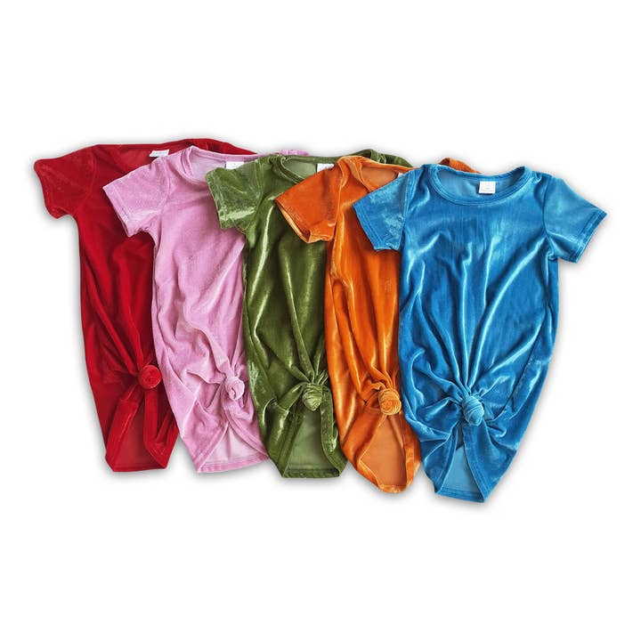 Robes en velours colorées à manches courtes pour la vente par Yawoo Garments