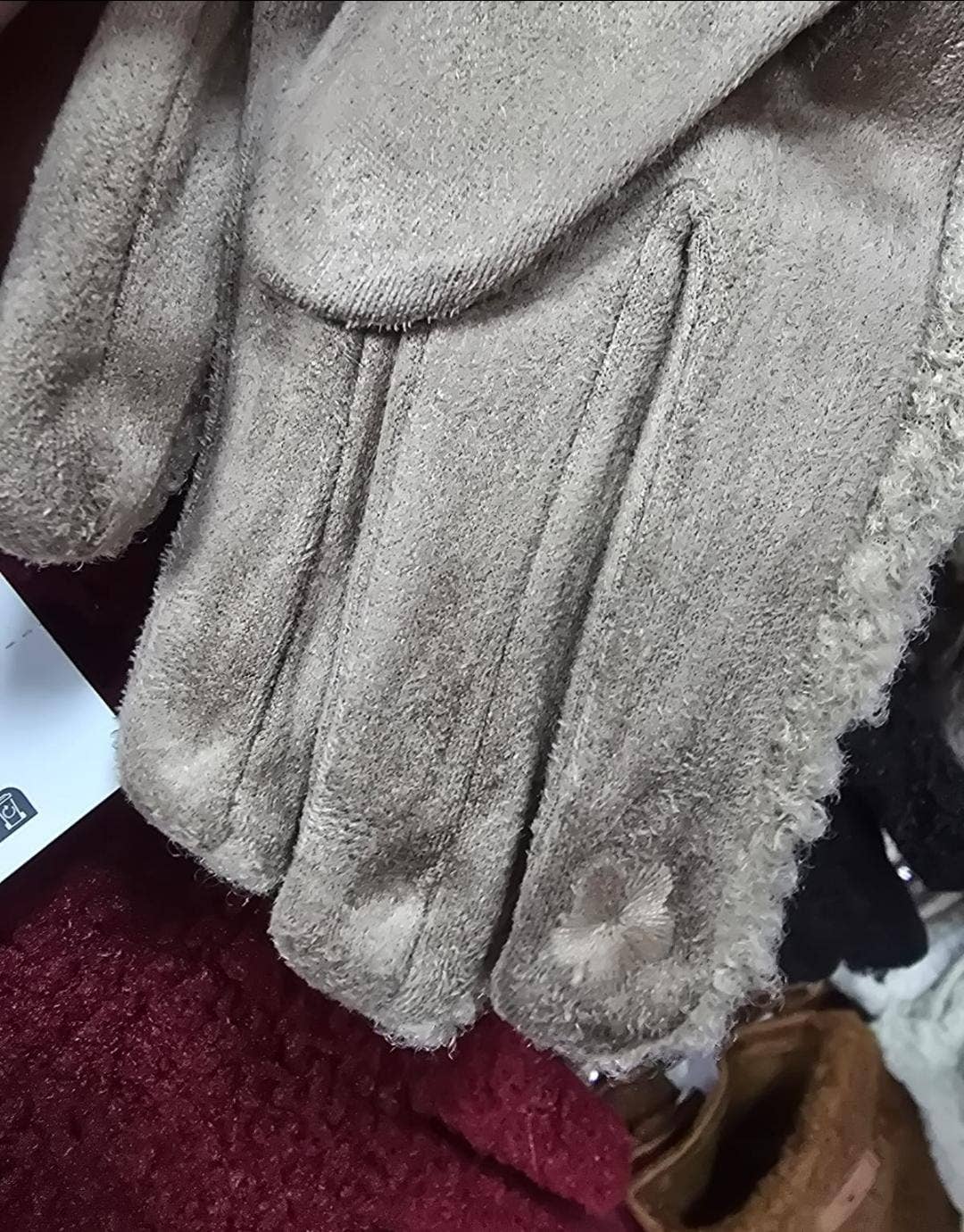 CHOCOLATE Contrast Suedette Fleece Ugg Style Gloves for wholesale on Faire3