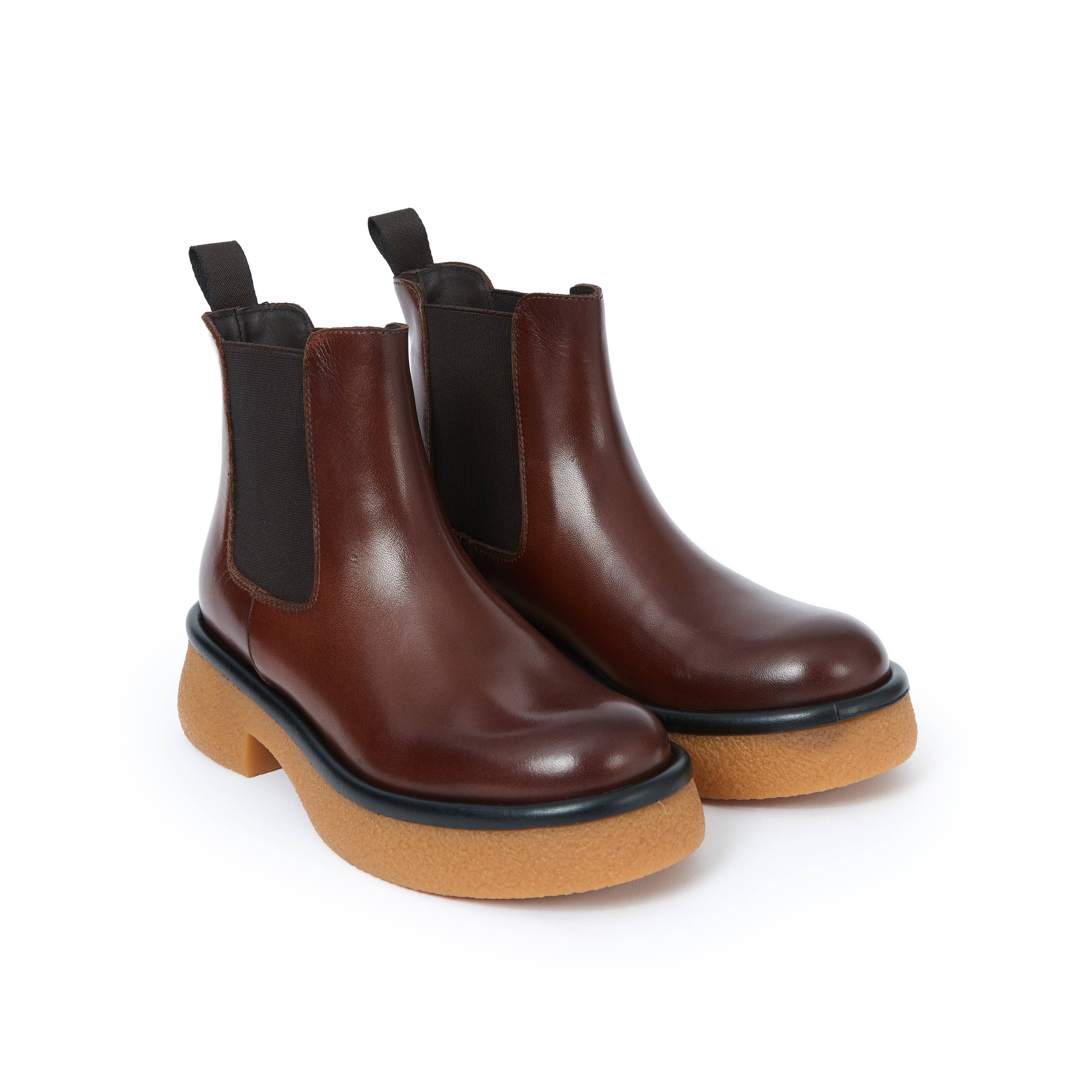 Frank Daniel – wholesale Chelsea boots – Women's – Mahogany color Chelsea boots for women. Made in Italy4