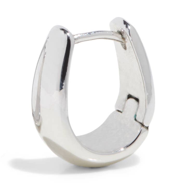 DE SAGE DOME HUGGIE HOOP - sterling zilver voor wholesale door BOUND STUDIOS