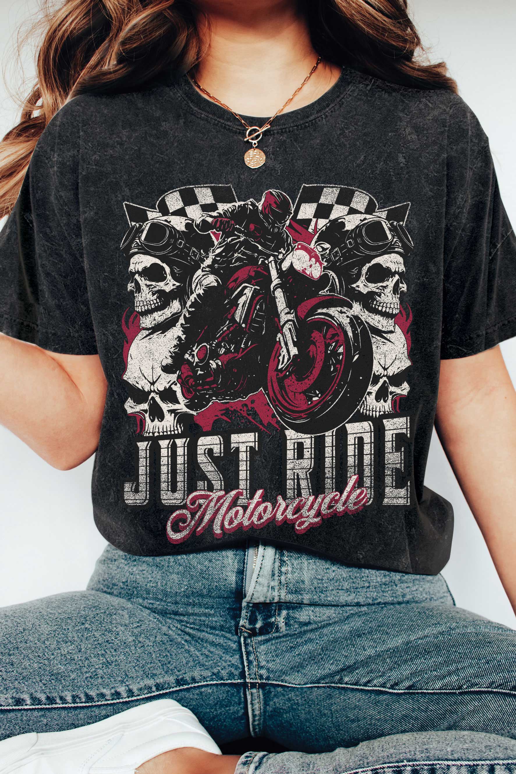 Rustee Clothing - Vendita all'ingrosso Maglietta serigrafata - Donna - MAGLIETTE CON GRAFICA MINERALE PER MOTOCICLETTA JUST RIDE SKULL