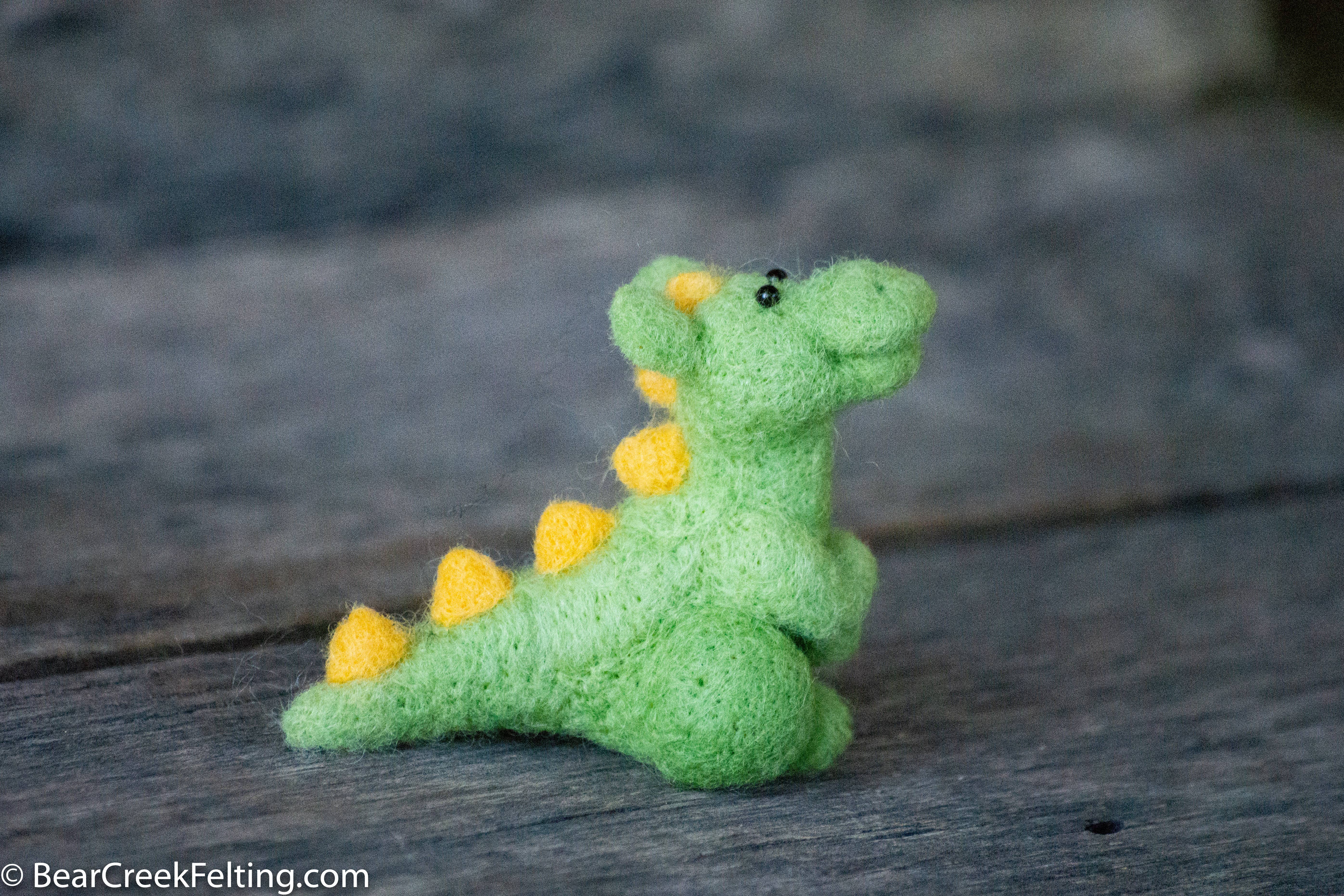 Bear Creek Felting - Vente Kits de couture - Kit de feutrage Dragon Needle19