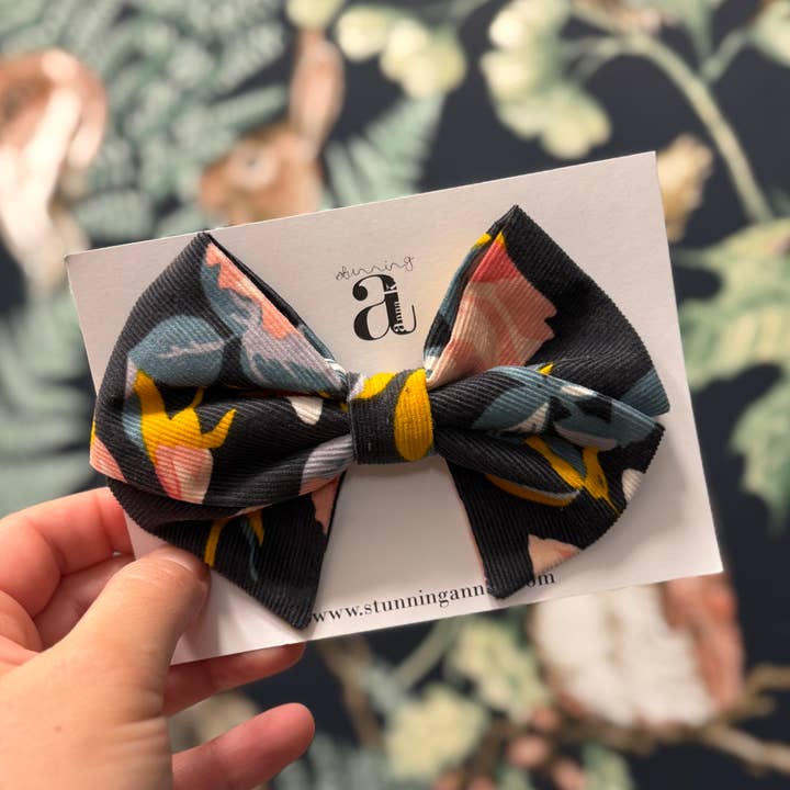 Laço de Cabelo Floral de Veludo Cotelê | Laço de Cabelo Outonal | Laço de Cabelo de Outono por atacado de Stunning Anna K.