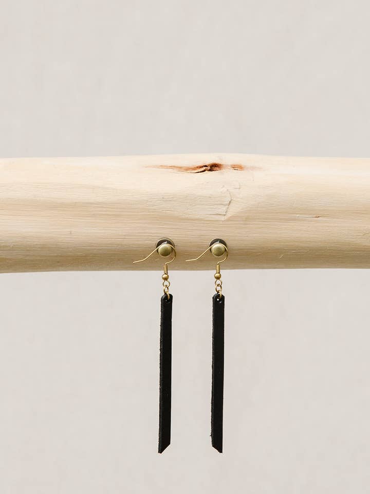 Black - Pretty Simple for wholesale by LIV THAI