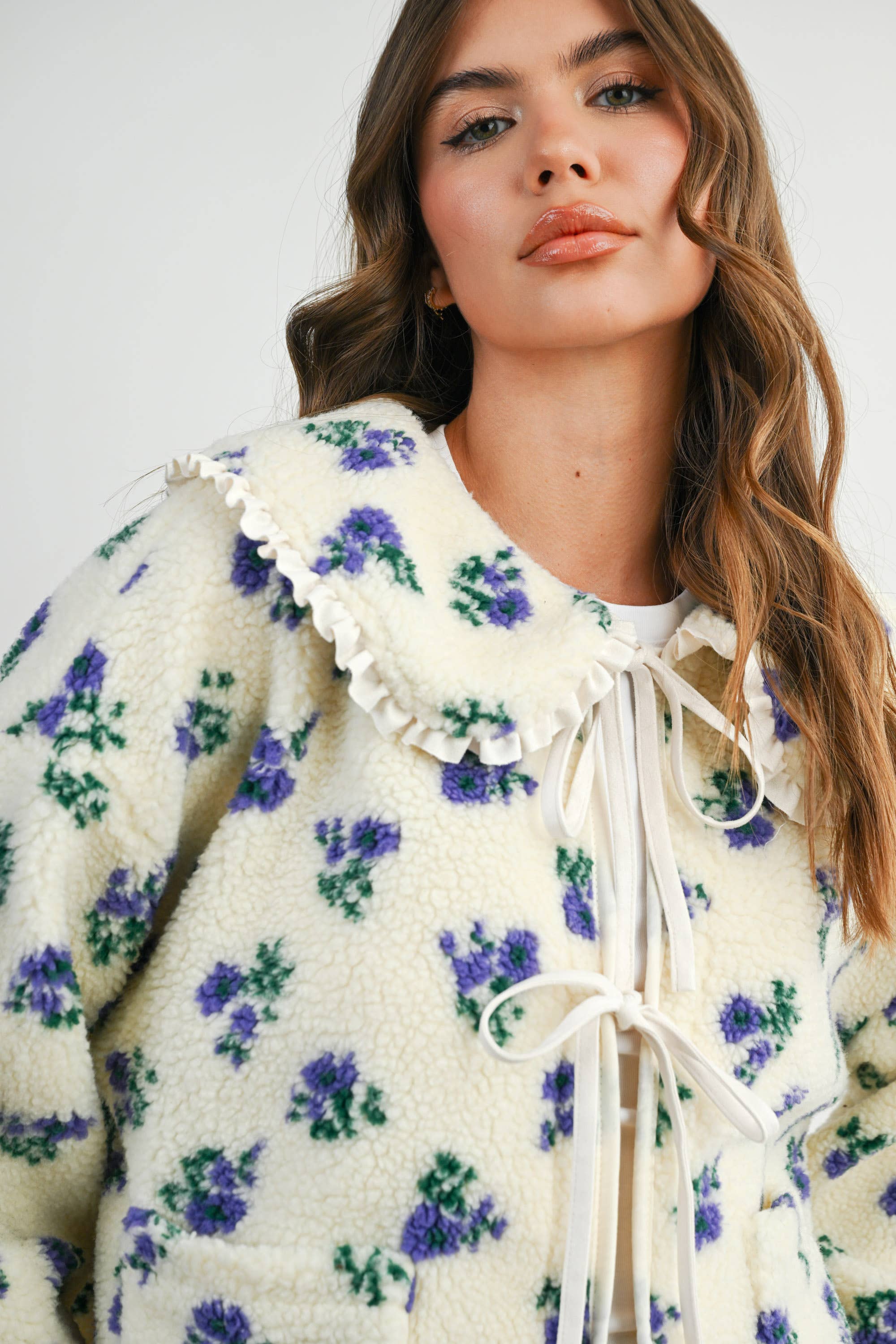 BUTTERMELON - Wholesale Jacket - Women's - Floral Puffy Tie-Front Long Sleeve Jacket - BMJ78415