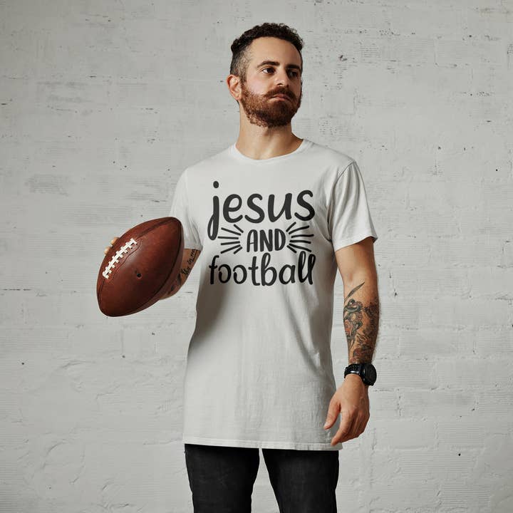 JESUS & FOOTBALL - T-shirt uni 100 % coton Sport Christian pour la vente par VILNO Apparel