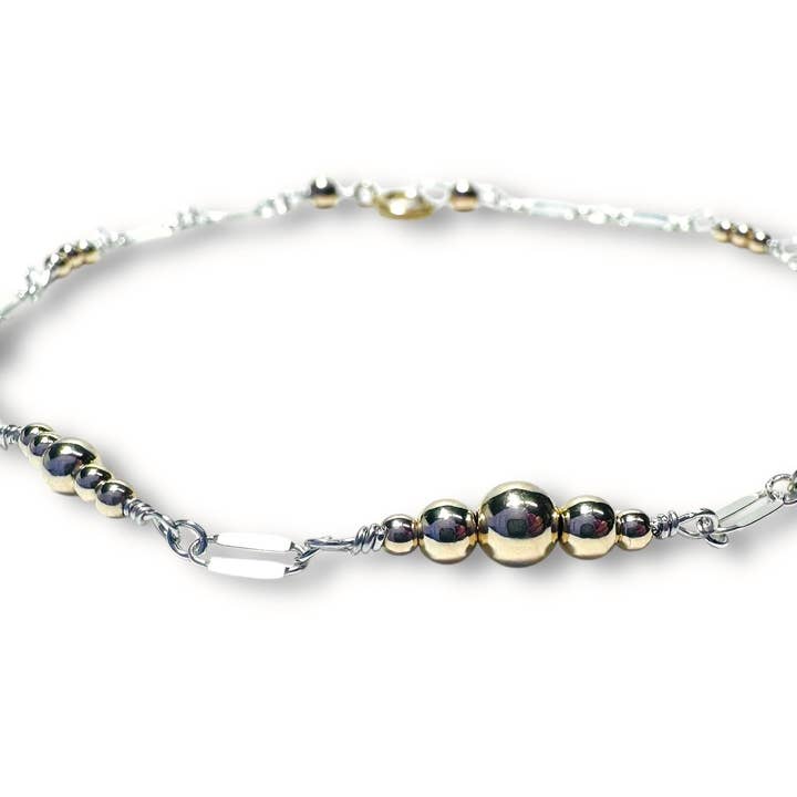 Bracelet en perles d'or et d'argent pour la vente par Janine’s Jewelry Design