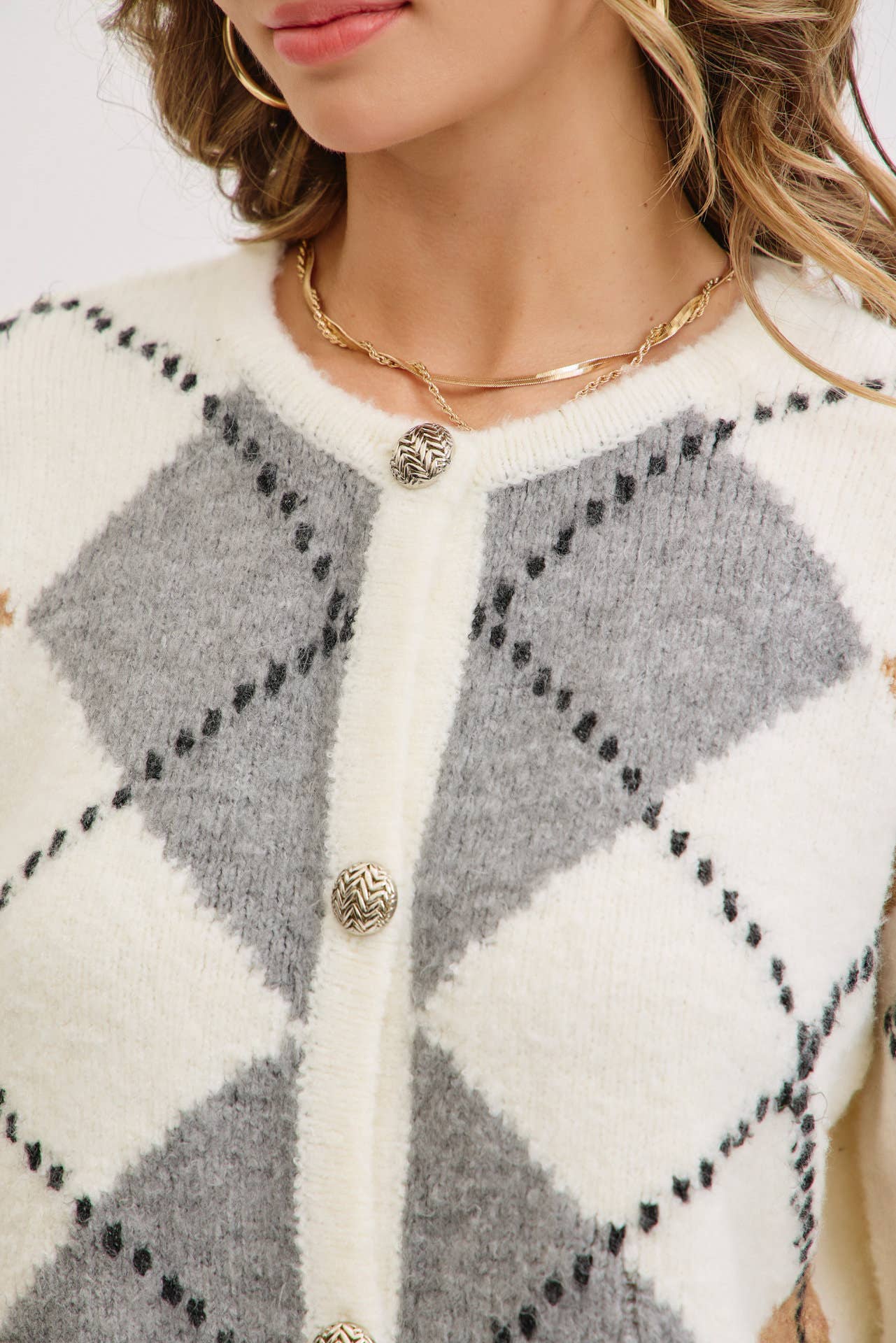 IVORY GREY COZY SOFT ARGYLE PATTERN SWEATER KNIT CARDIGAN for wholesale on Faire5