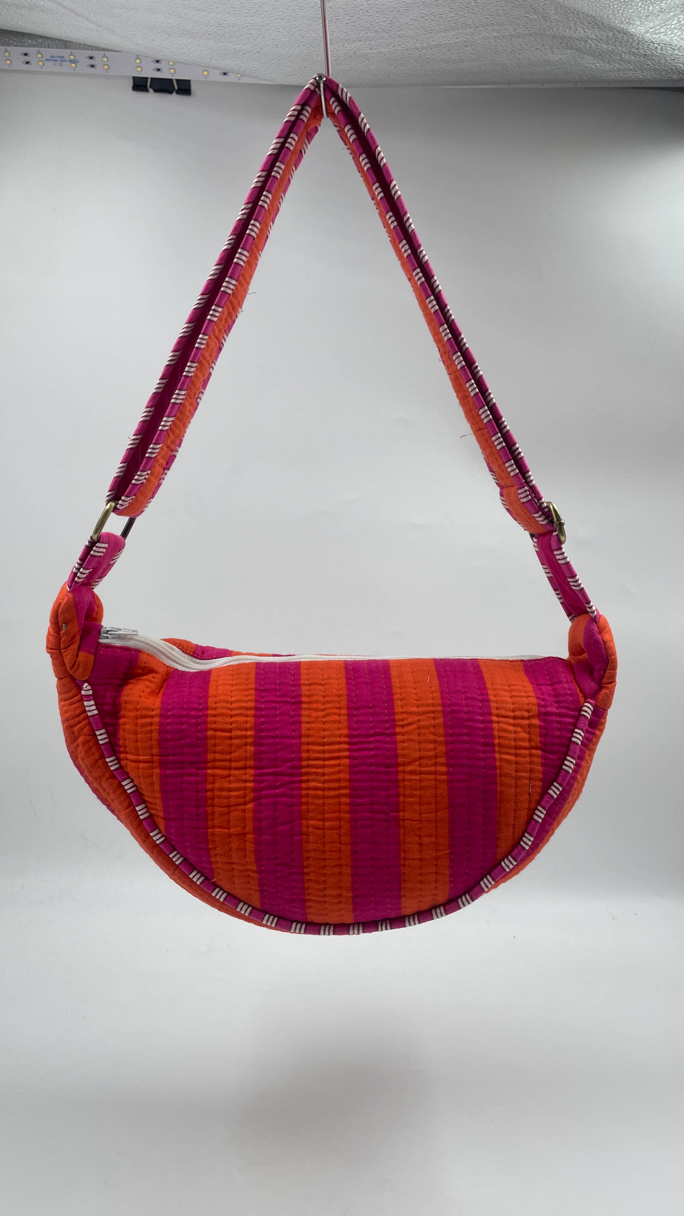 Funky Yak Ltd – wholesale Crossbody bag – Women's – 100% Cotton Kantha Quilted Shoulder Bag/Cross Body Bag8