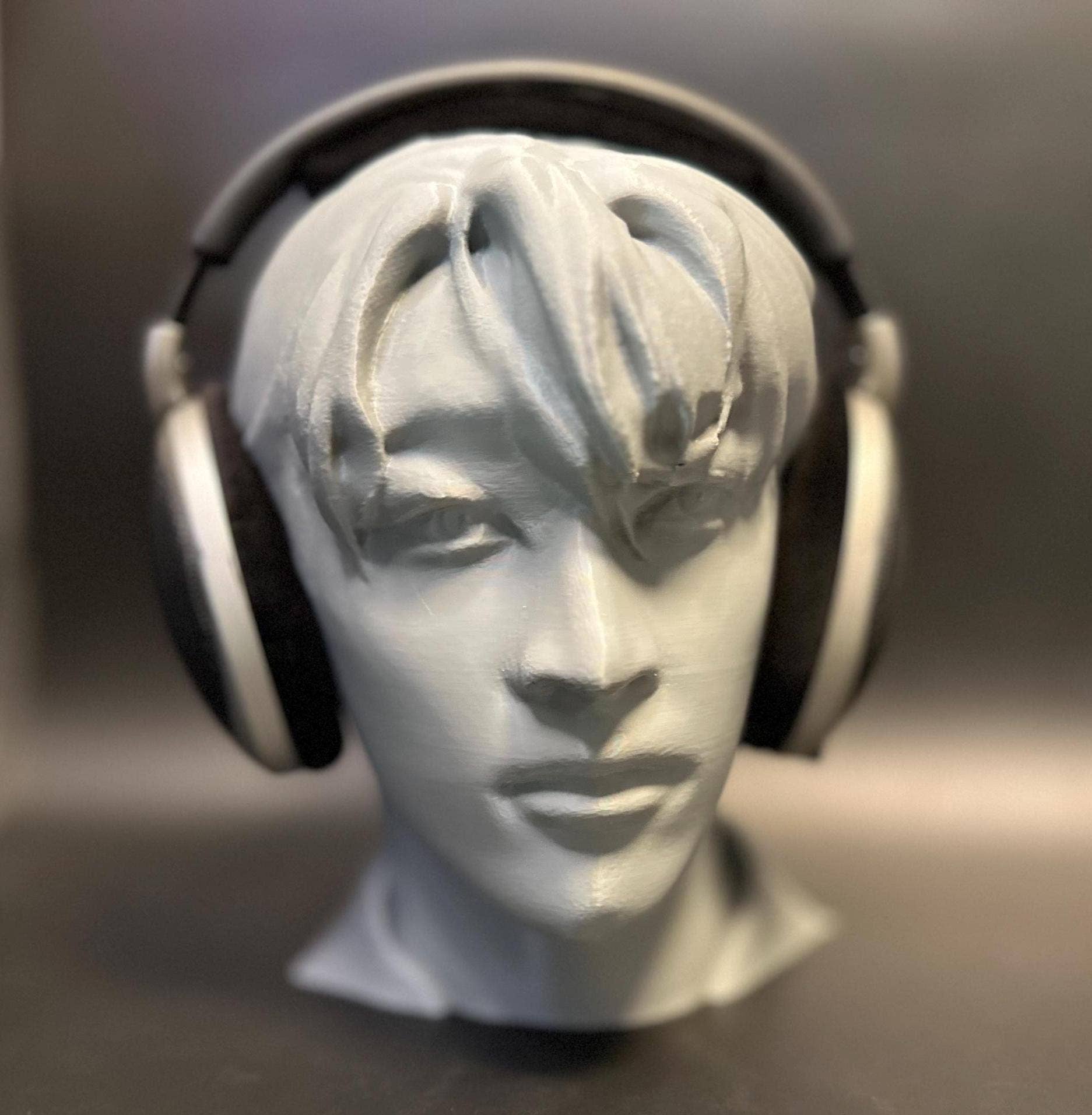 <3 Studio - Wholesale Headphones - Bang Chan Headphone Stand – Sleek and Stylish Desk Accessory for Stray Kids kpop Fans1