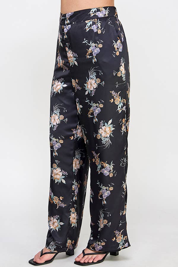 Haute Fox Plus Size & Contemporary - Wholesale Broek - Dames - Plus Size Satijnen Bloemenbroek SS2391P-P3