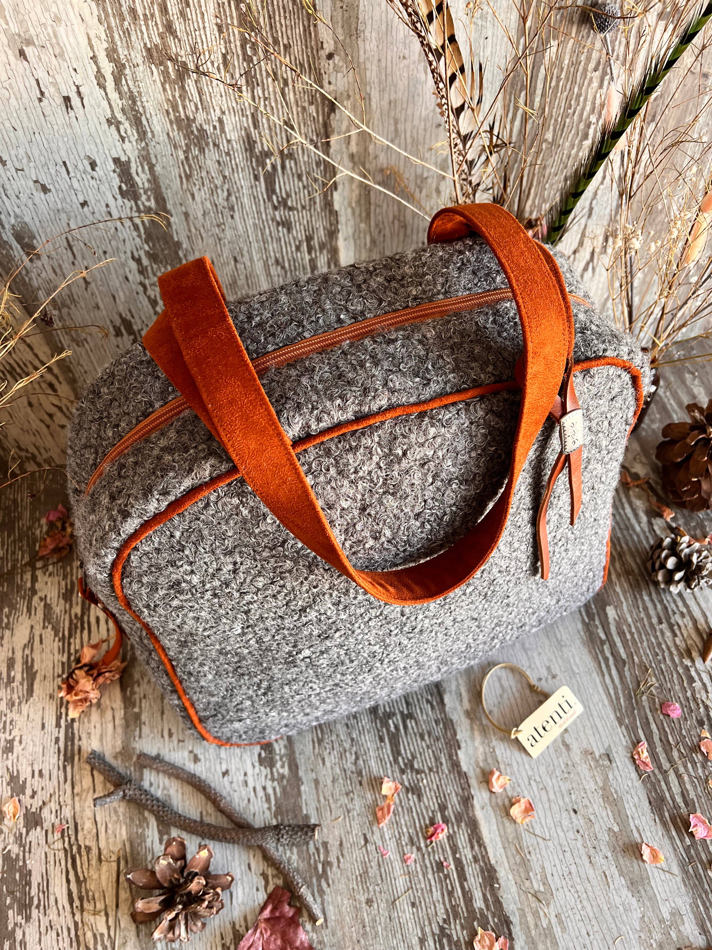 Atenti - Wholesale Weekender Bag - Women's - The Charlie Bonnie;  USA made Travel Weekender, and Large Project Bag6