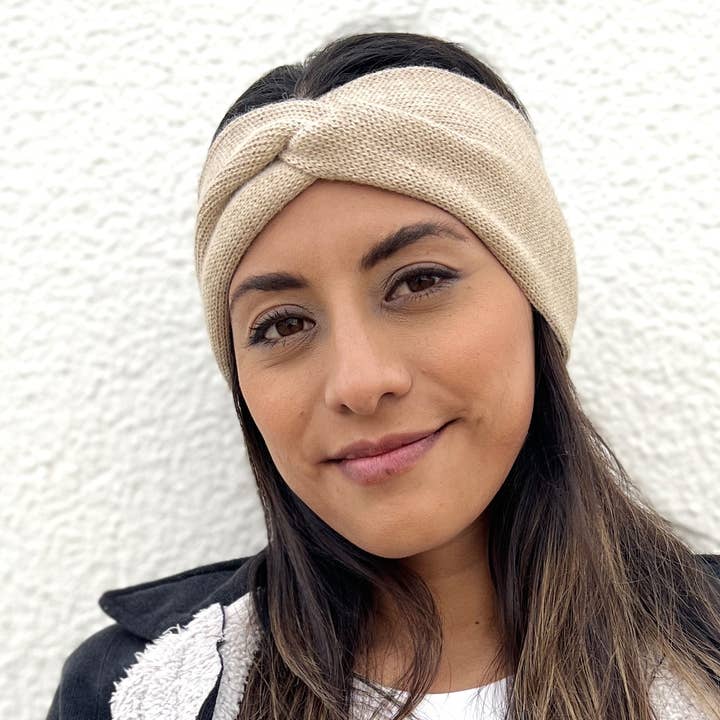 TINKU - Celebrating Bolivian Heritage - Wholesale Fashion Headband - Women's - PUMIRI Headband in 100% BABY Alpaca wool from Bolivia