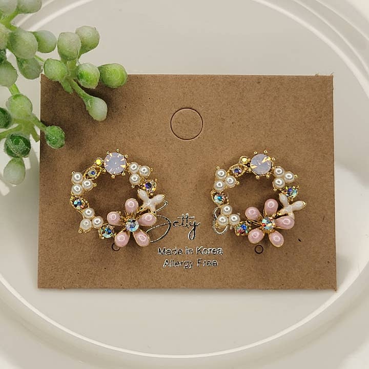 Boucles d'oreilles post pour la vente par BETTYOH INC