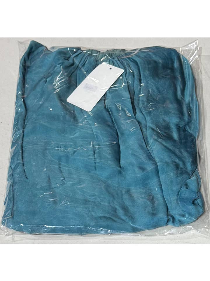 Dance in Paris - Wholesale Dress - Women's - Solid Maxi Dress2