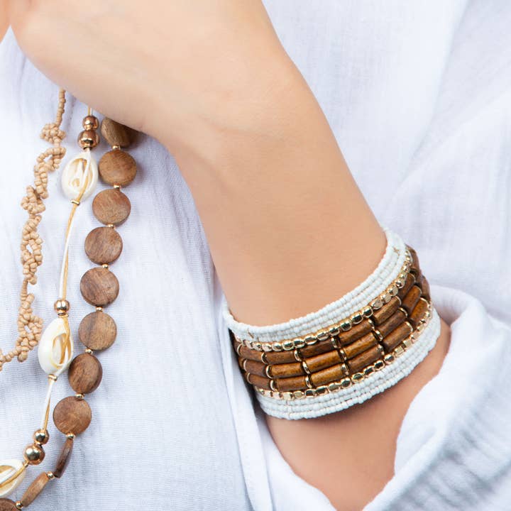 Bracciale rigido in legno e perline Ellison per la vendita all'ingrosso da parte di Howard's