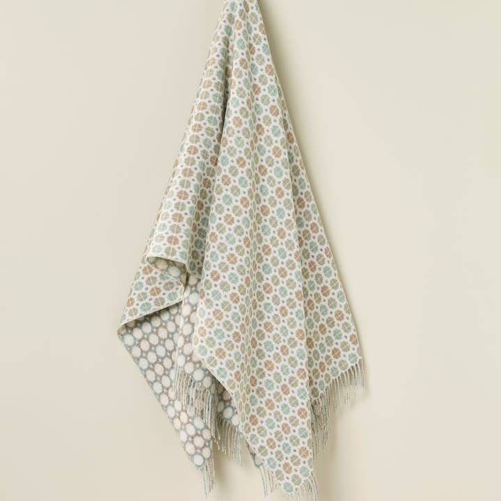 Bronte Moon – Engroshandel Tæppe – Merino Lambswool Throw Blanket Milan Range, Fremstillet i England18