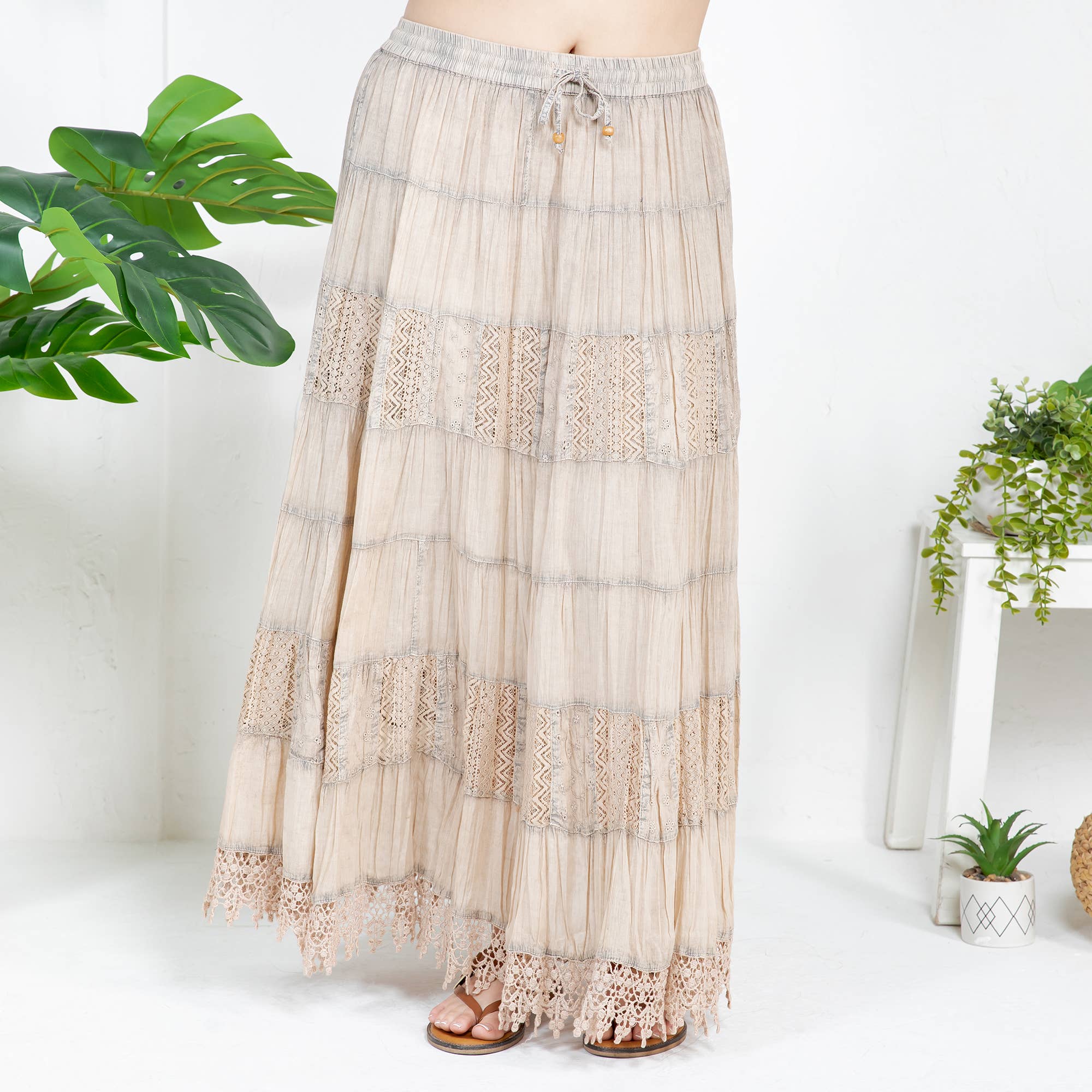 Young Threads - Wholesale Skirt - Women's - 7 Tiered Crinkle Lace Patchwork Skirt with Pocket1