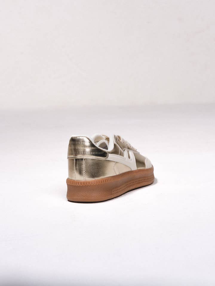 Gold 259934 - Contrast metallic sneakers for wholesale on Faire2