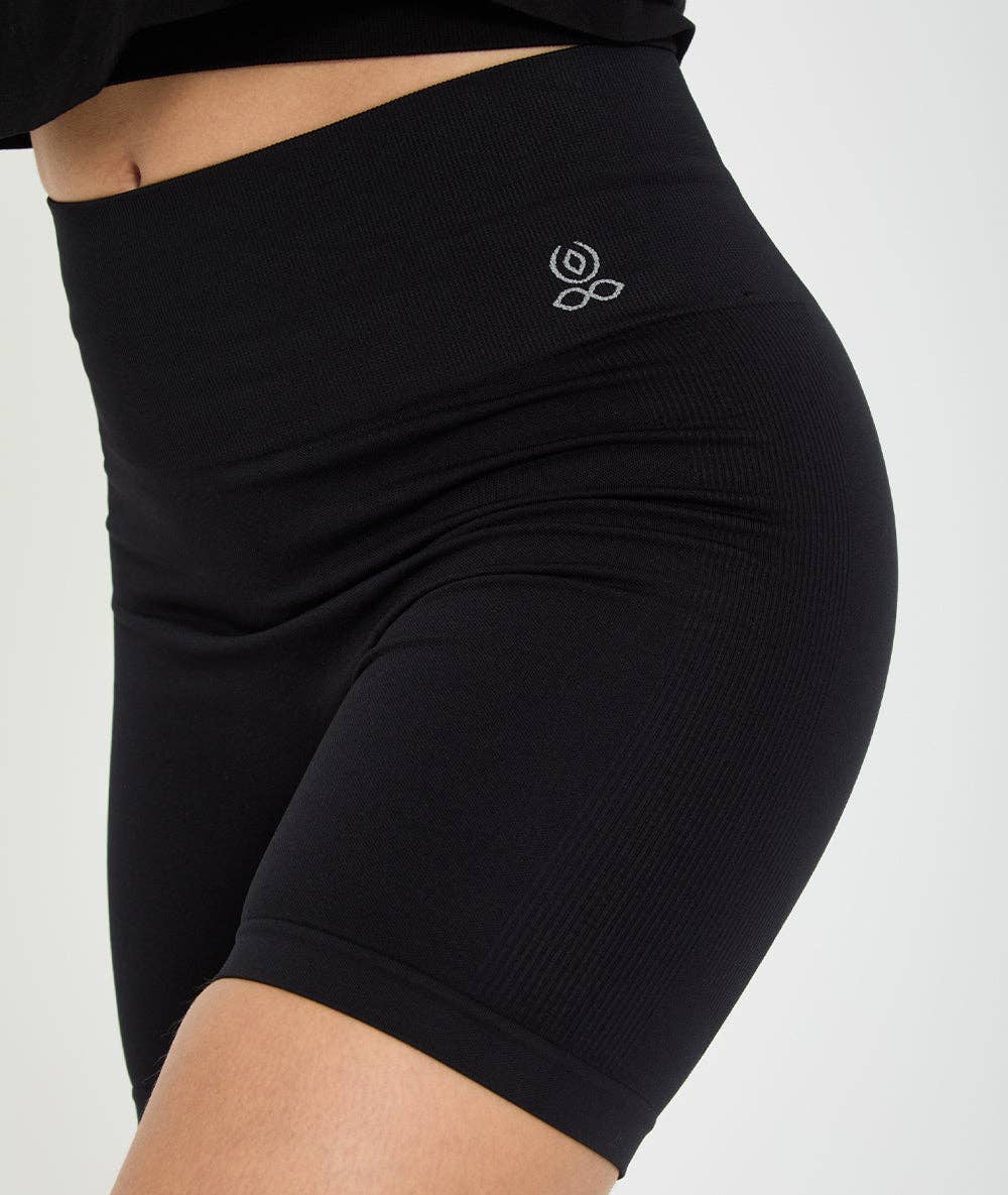 Yoga Searcher - Vente Short de sport – femme - YADU - Short en polyamide recyclé3